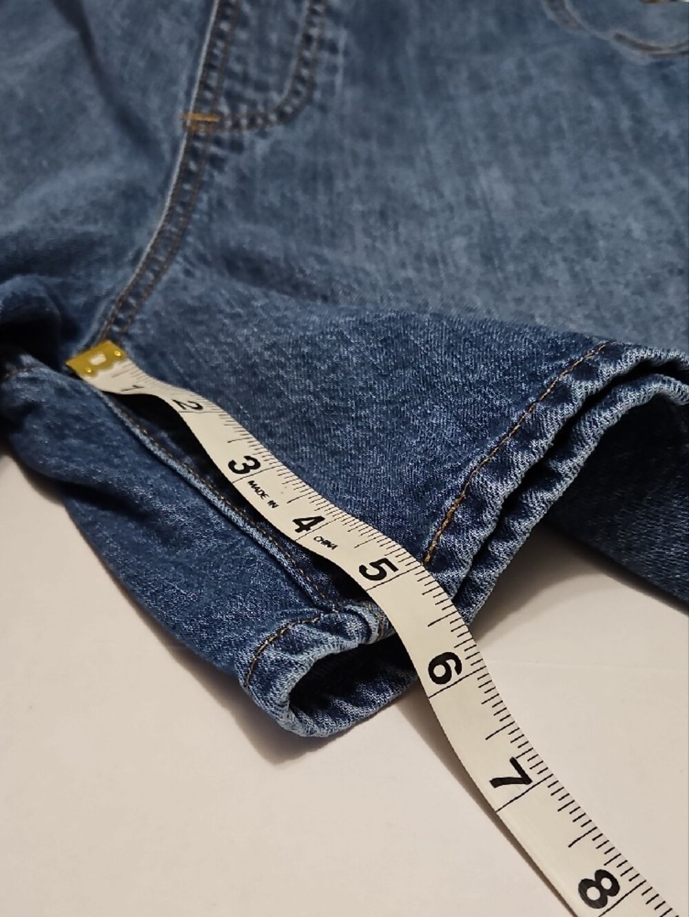 Levi's Denim Short Bib Overalls - Blue Women Jeans Overalls Size L - Picture 9 of 15